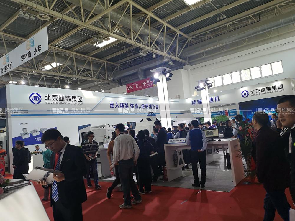 精雕-機(jī)床展臺設(shè)計(jì)搭建案例