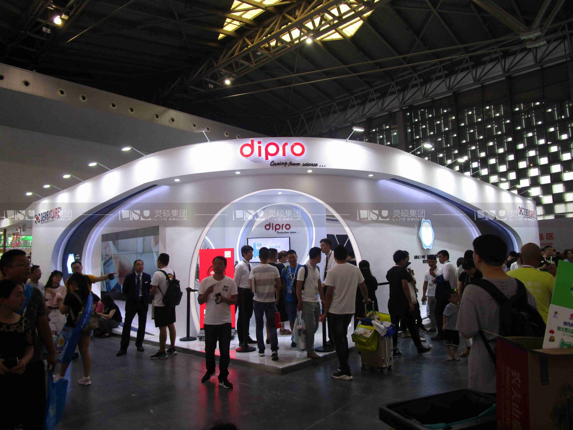 德貝康愛- CBME孕嬰童展展臺設計案例