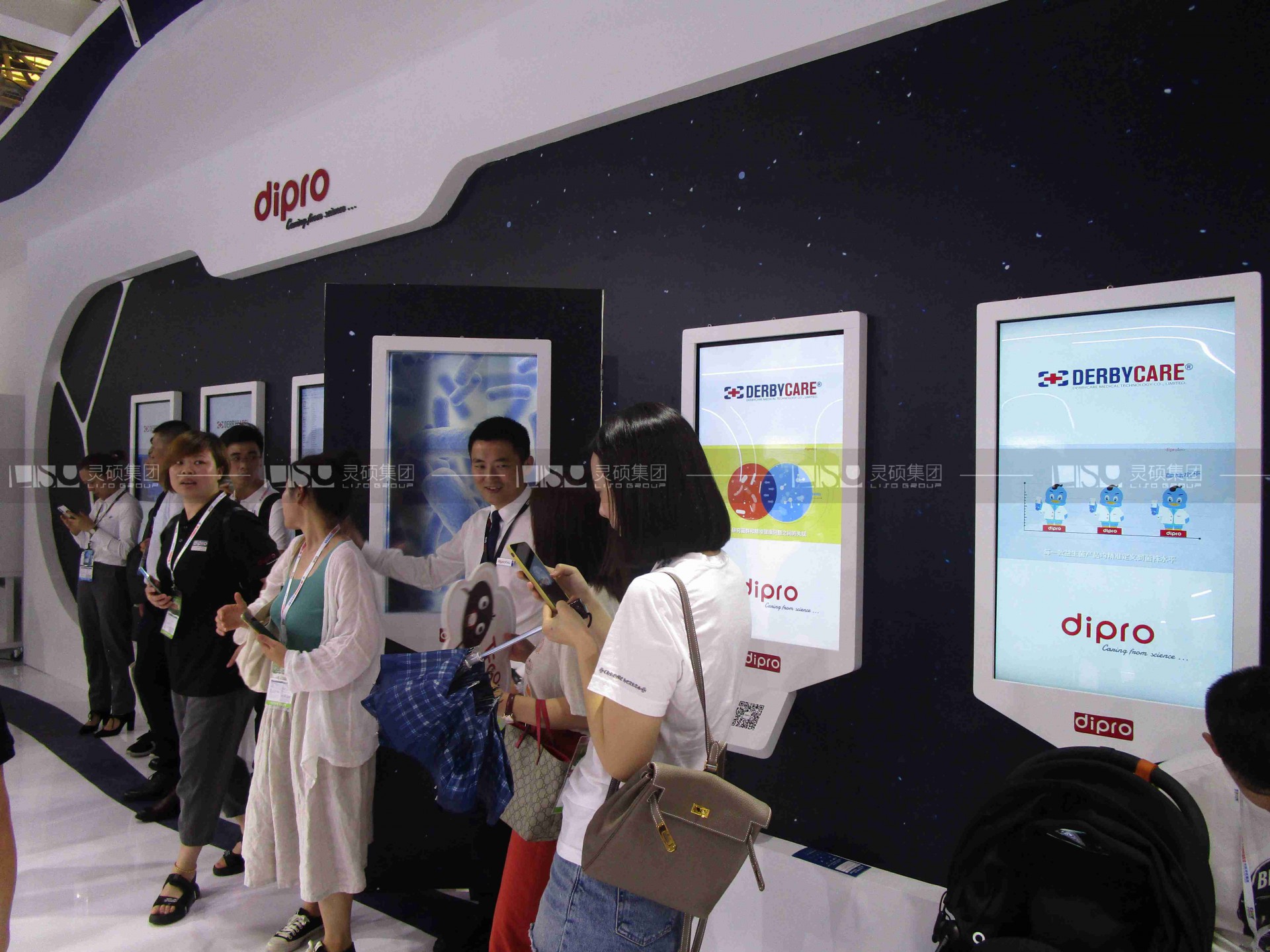 德貝康愛- CBME孕嬰童展展臺設計案例