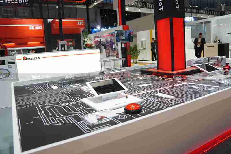 Amada-2019年上海展會(huì)展臺(tái)設(shè)計(jì)案例