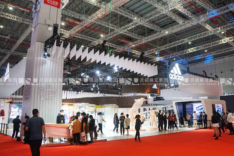 阿迪達(dá)斯adidas上海展會(huì)展臺(tái)設(shè)計(jì)案例