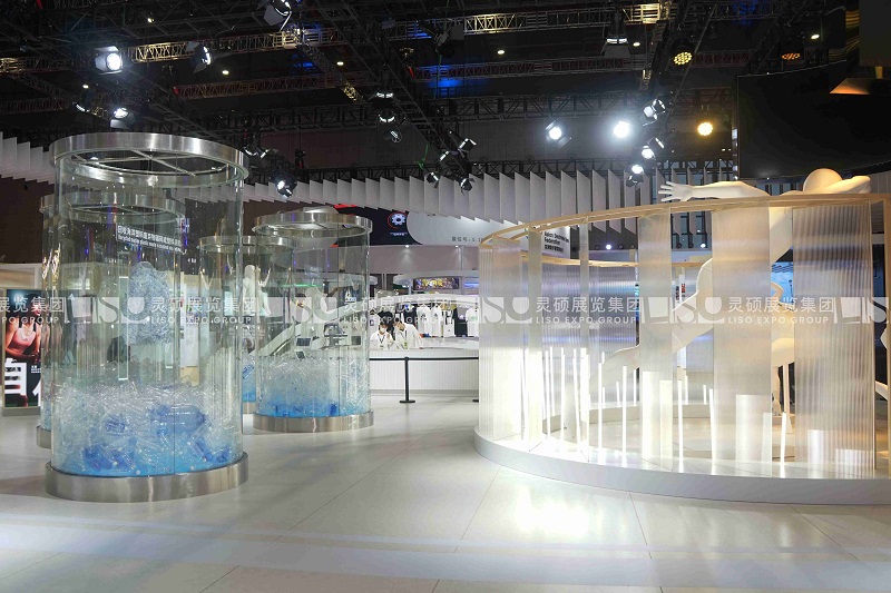 阿迪達(dá)斯adidas上海展會(huì)展臺(tái)設(shè)計(jì)案例