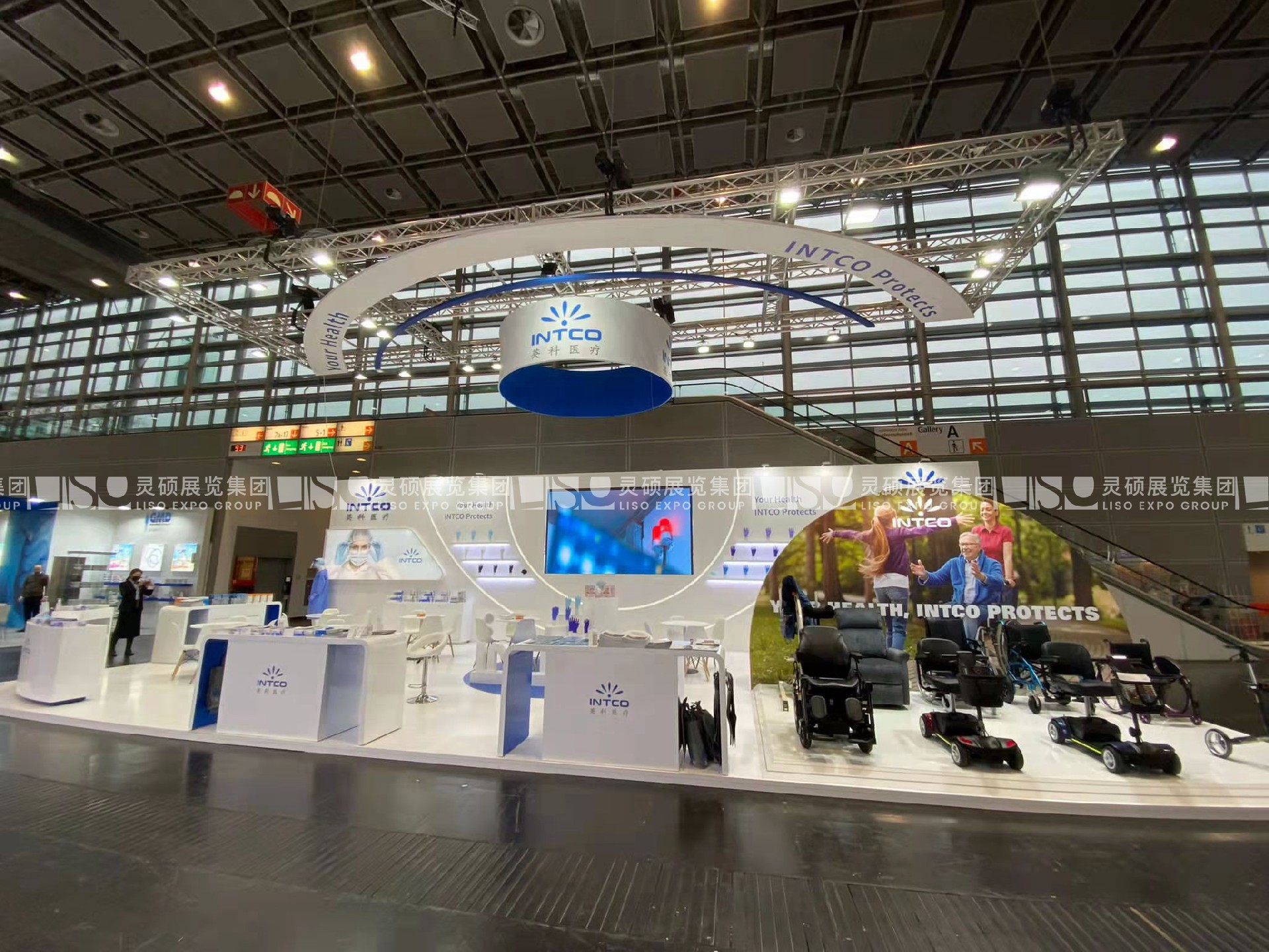 英科醫(yī)療-德國MEDICA醫(yī)療展展臺設(shè)計案例 英科醫(yī)療-德國MEDICA醫(yī)療展展臺設(shè)計案例