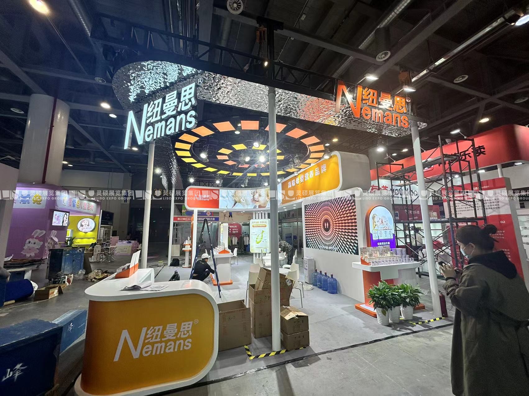 杭州沸點(diǎn)大會展臺搭建案例-金紐曼思