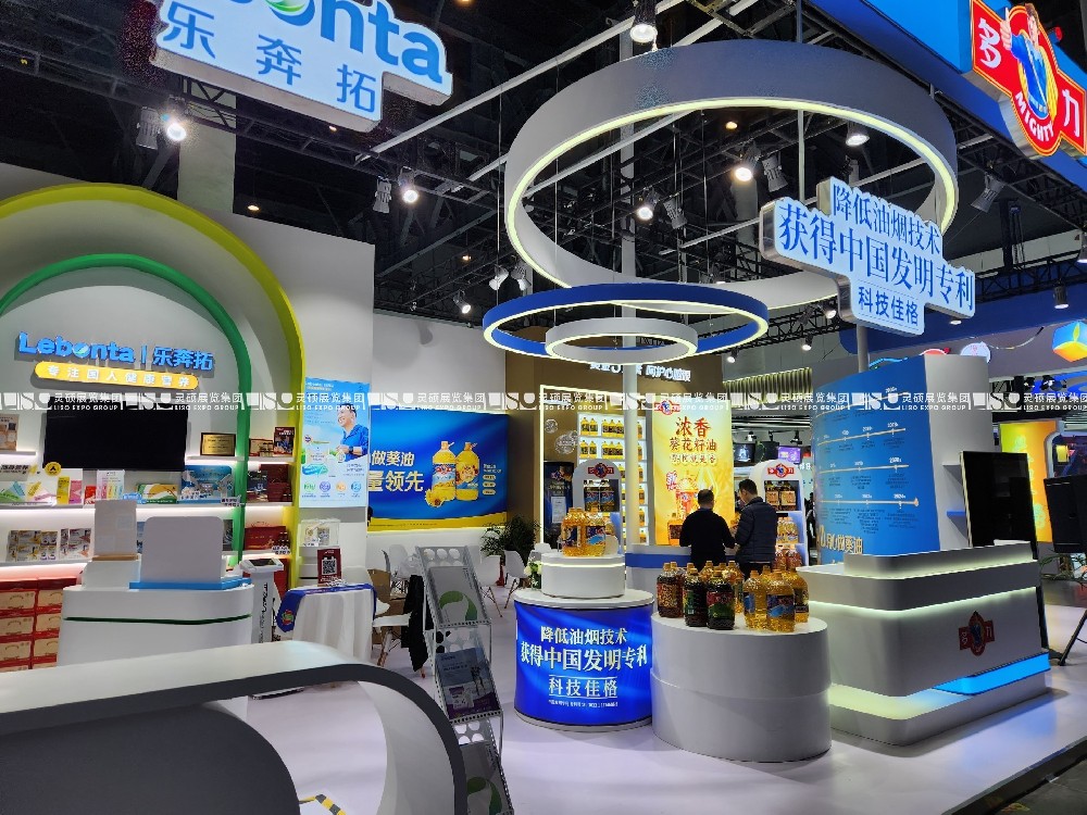 展覽設(shè)計(jì)布置常用哪種布局形式？